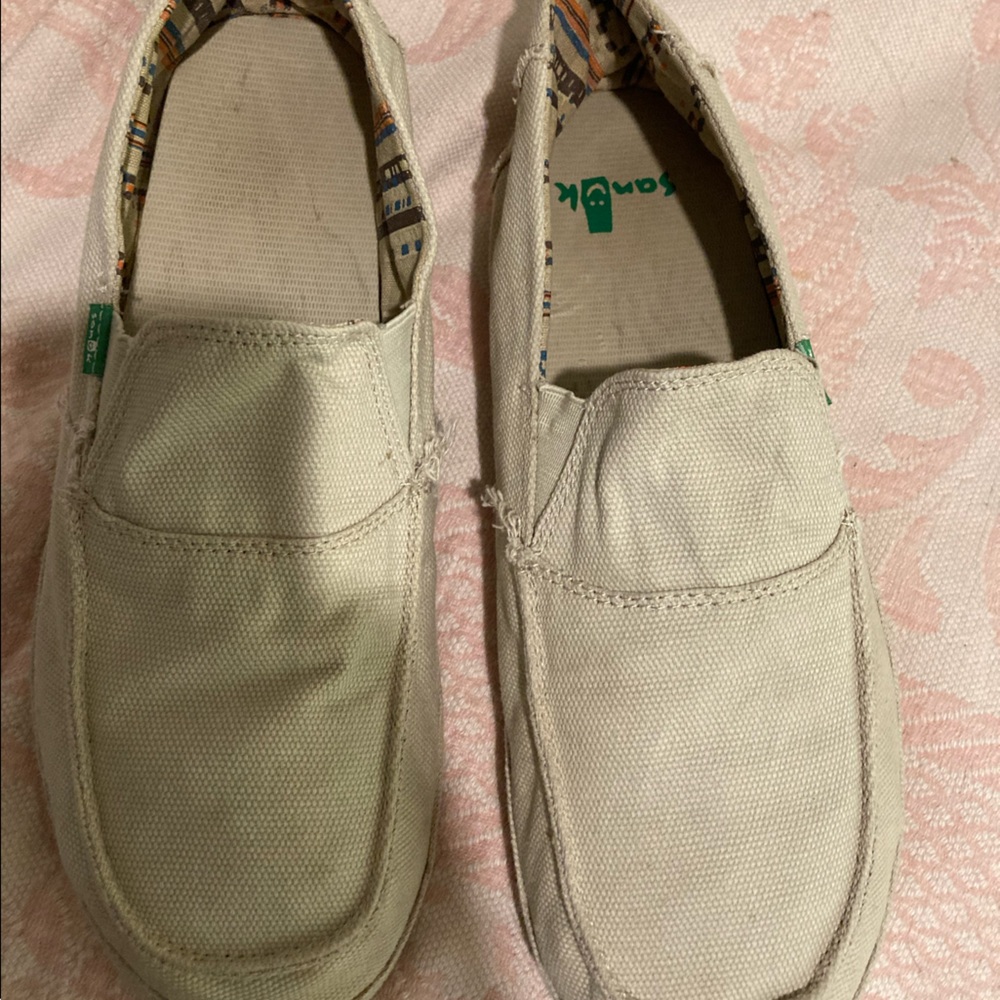 Sanuk Slip on shoes
